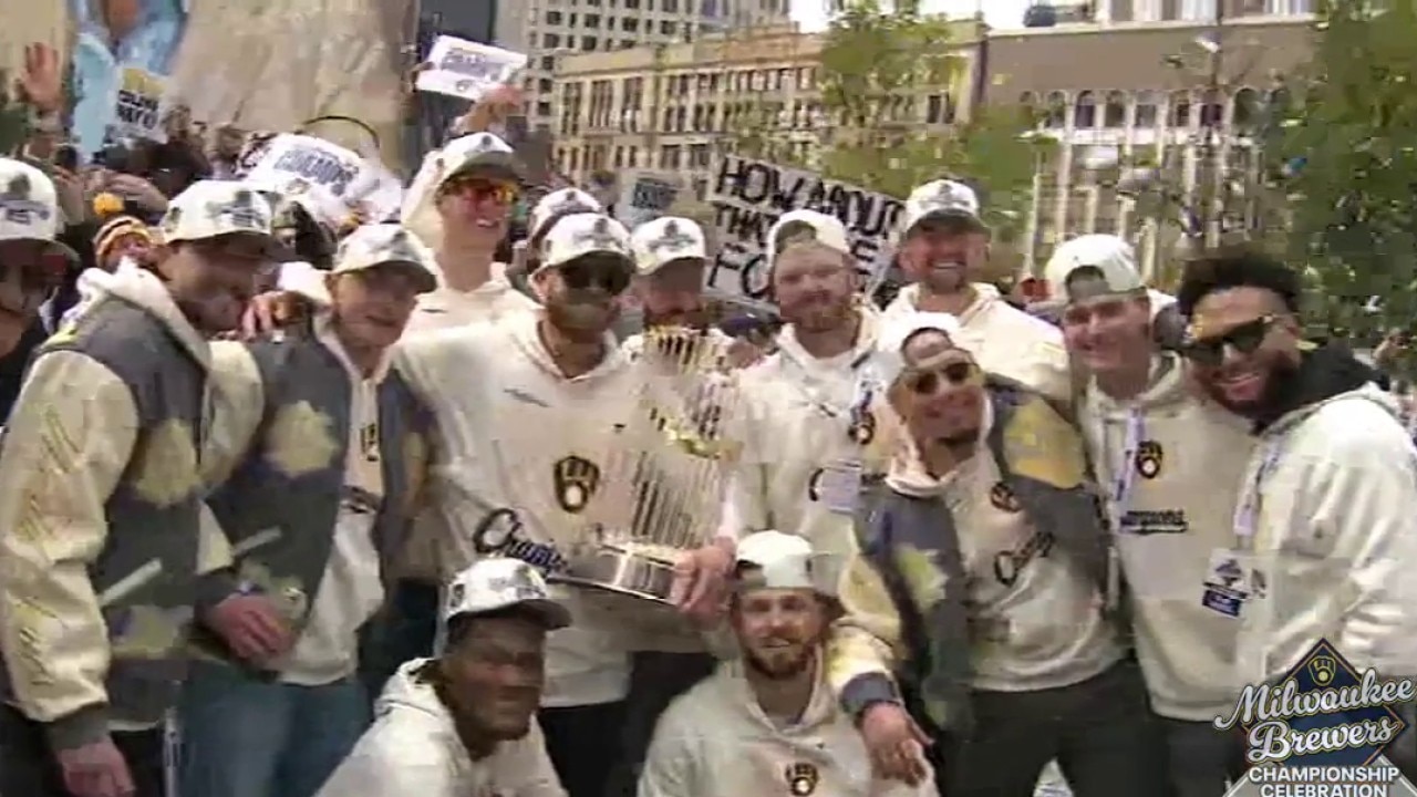 Brewers join fans on street at celebration parade — Delafield Arts news