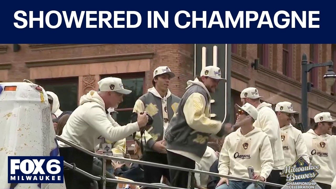 Milwaukee Brewers shower fans in champagne at championship parade — FOX 6 News